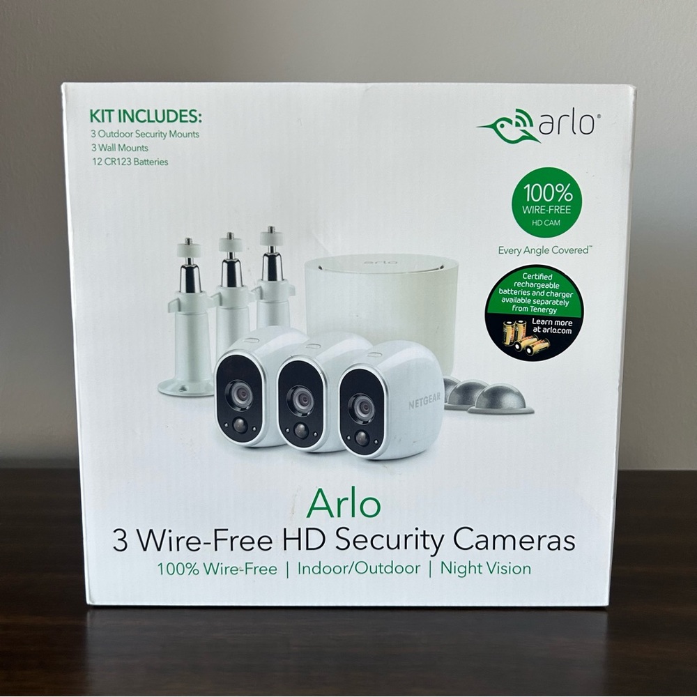 NWT Arlo 3 Wire-Free HD Security Cameras Indoor Outdoor Night Vision Home Kit